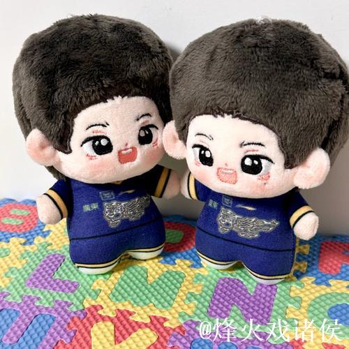 马竞球星圣诞暖心行动，医院探访送玩具